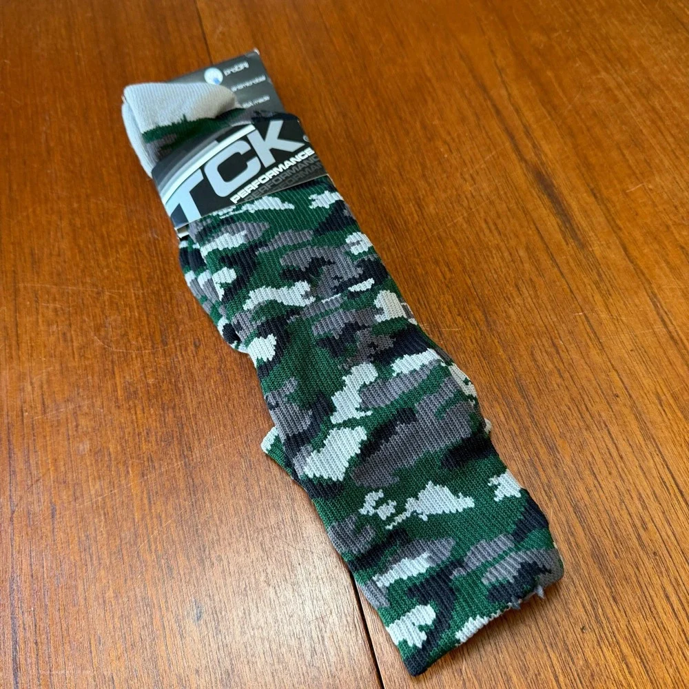 TCK Performance Woodland Camo Socks Dark Green Grey Medium Athletic Wicking USA